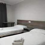 Mega Figueres Hotel *